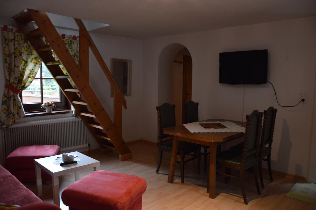 Alte Schmiede Appartement Bad Gastein Kamer foto